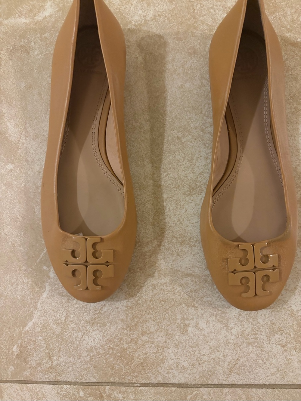Tory Burch Camel Tan Leather Logo Ballet Flats